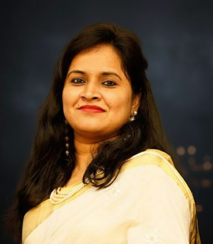 Kashvi Jain - Co-Founder & Creative Director of RedSketch Academy Jaipur - 17+ Years Design Expert